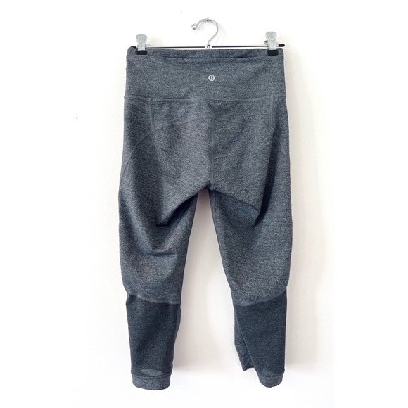 🌈 Lululemon Gear Up Crop (17") Gray w/ Mesh & Reflective Piping ⭐️ EUC - Picture 11 of 16
